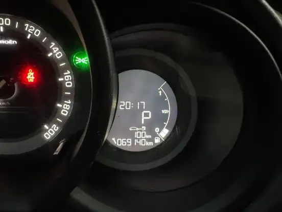 CITROËN-C3-1.6 TENDANCE 16V FLEX 4P AUTOMÁTICO CITROËN-C3-2016