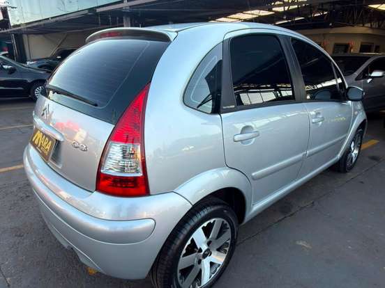 CITROËN-C3-1.4 I EXCLUSIVE 8V FLEX 4P MANUAL CITROËN-C3-2011