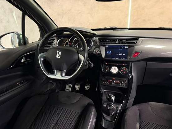 CITROËN-DS3-2015