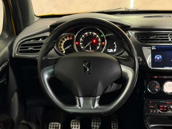 CITROËN-DS3-2015