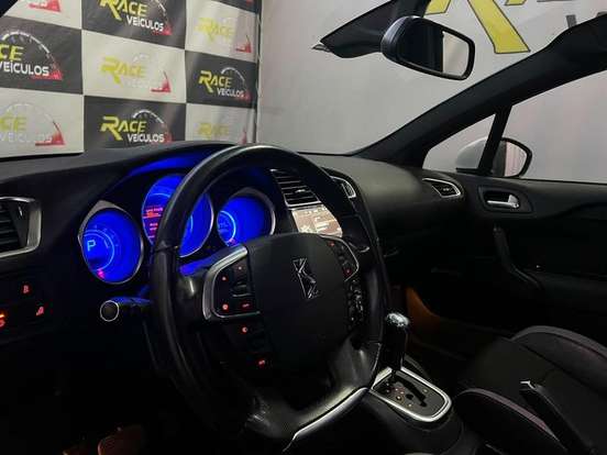 CITROËN-DS4-2015