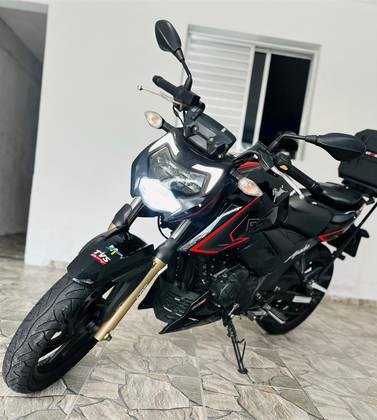 DAFRA APACHE RTR 200 