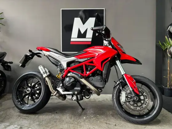 DUCATI HYPERMOTARD 821 