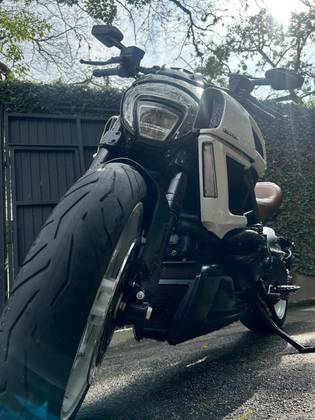 DUCATI DIAVEL DARK 