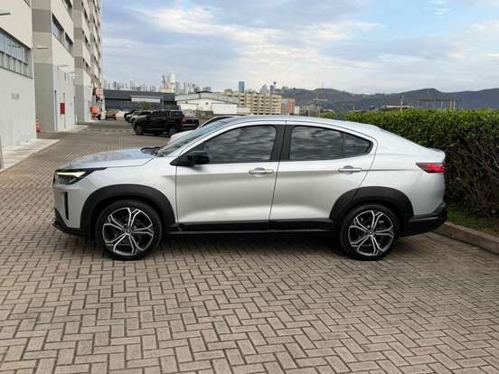 FIAT-FASTBACK-2024