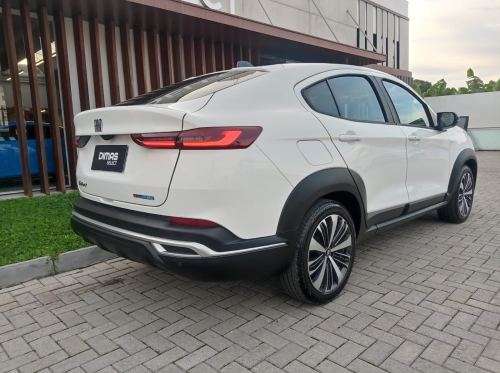 FIAT-FASTBACK-2025