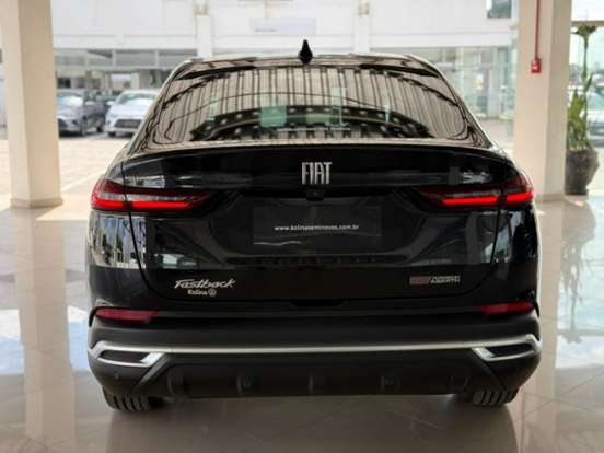 FIAT-FASTBACK-2024