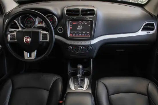 FIAT-FREEMONT-2.4 PRECISION 16V GASOLINA 4P AUTOMÁTICO FIAT-FREEMONT-2012