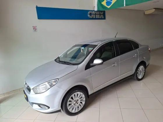 FIAT GRAND SIENA 1.6 MPI ESSENCE 16V FLEX 4P MANUAL
