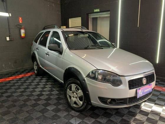 FIAT PALIO 1.6 TREKKING WEEKEND 16V FLEX 4P MANUAL