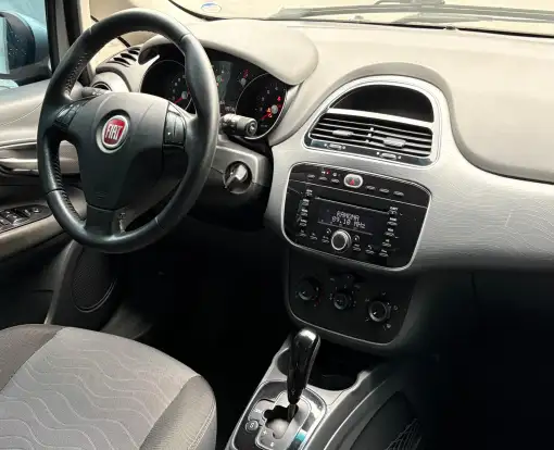 FIAT-PUNTO-1.6 ESSENCE 16V FLEX 4P AUTOMATIZADO FIAT-PUNTO-2013