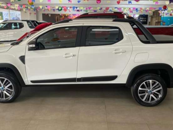 FIAT-STRADA-1.3 FIREFLY FLEX VOLCANO CD MANUAL FIAT-STRADA-2026