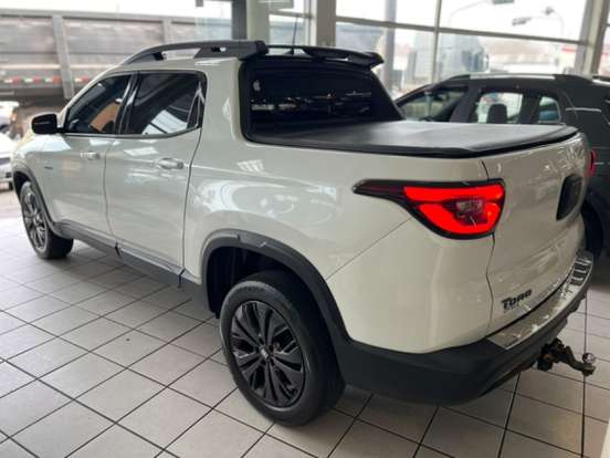 FIAT-TORO-2024