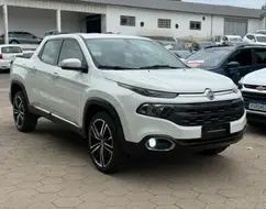 FIAT TORO 1.8 16V EVO FLEX FREEDOM AT6 FIAT TORO 1.8 16V EVO FLEX FREEDOM AT6