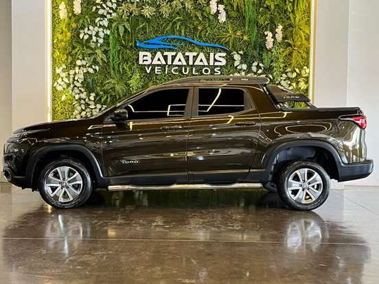FIAT-TORO-1.8 16V EVO FLEX FREEDOM AT6 FIAT-TORO-2019