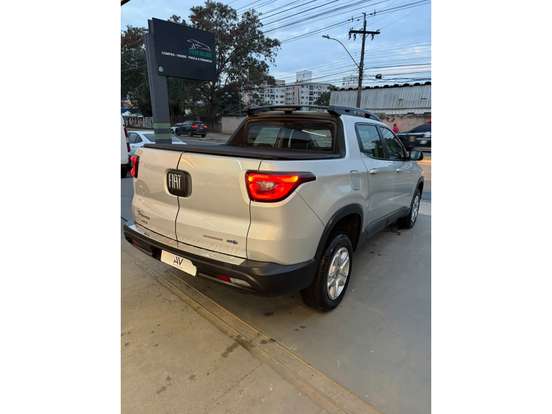 FIAT-TORO-2016