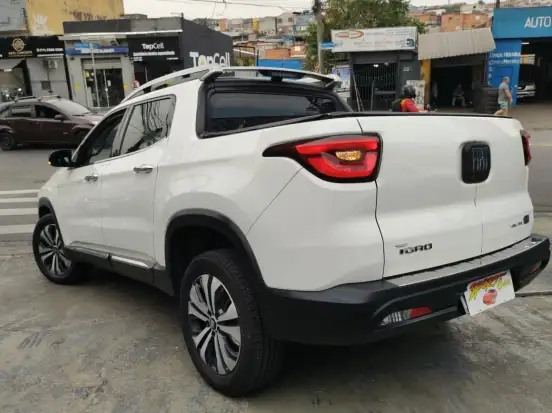 FIAT-TORO-2022