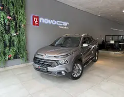 FIAT TORO 2.0 16V TURBO DIESEL RANCH 4WD AT9 FIAT TORO 2.0 16V TURBO DIESEL RANCH 4WD AT9