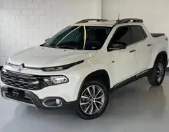 FIAT TORO 2.0 16V TURBO DIESEL VOLCANO 4WD AT9 FIAT TORO 2.0 16V TURBO DIESEL VOLCANO 4WD AT9