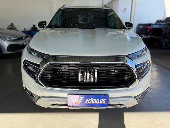FIAT TORO 2.0 16V TURBO DIESEL VOLCANO 4WD AT9