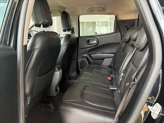FIAT-TORO-2016