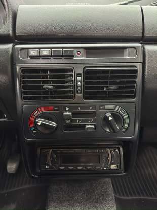 FIAT-UNO-1.0 IE MILLE EP 8V GASOLINA 2P MANUAL FIAT-UNO-1996