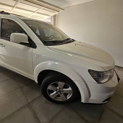 FIAT FREEMONT 2.4 PRECISION 16V GASOLINA 4P AUTOMÁTICO