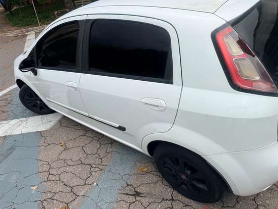 FIAT-PUNTO-2013