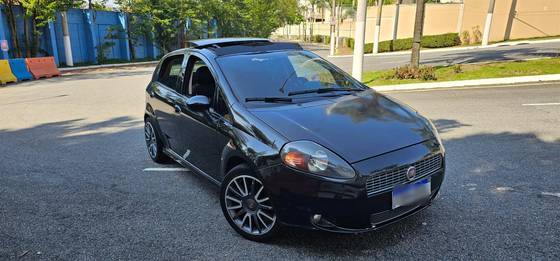 FIAT PUNTO 1.8 SPORTING 8V FLEX 4P MANUAL