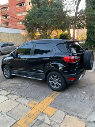 FORD-ECOSPORT-2012