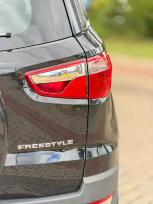 FORD-ECOSPORT-2017