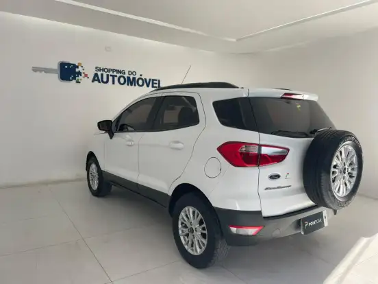 FORD-ECOSPORT-2016