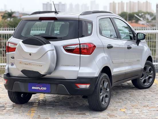 FORD-ECOSPORT-2018