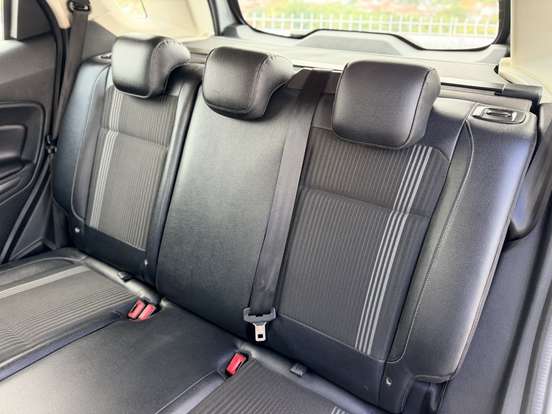 FORD-ECOSPORT-2018