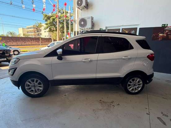 FORD-ECOSPORT-2017