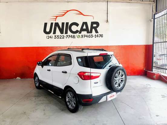 FORD-ECOSPORT-2012