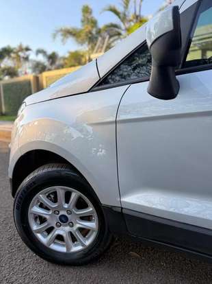 FORD-ECOSPORT-2012