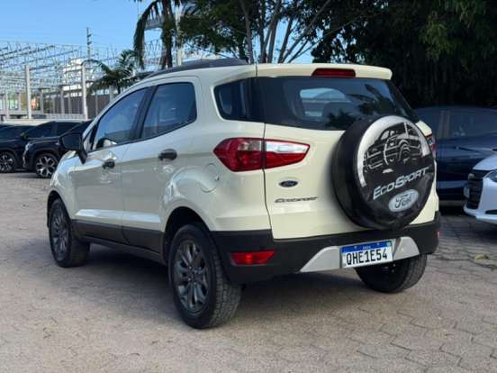 FORD-ECOSPORT-2015