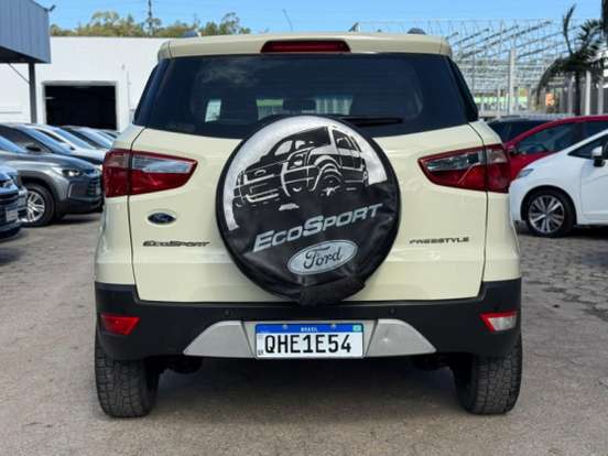 FORD-ECOSPORT-2015