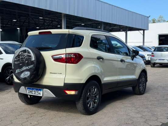 FORD-ECOSPORT-2015