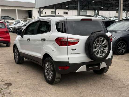 FORD-ECOSPORT-2013