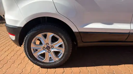 FORD-ECOSPORT-2012