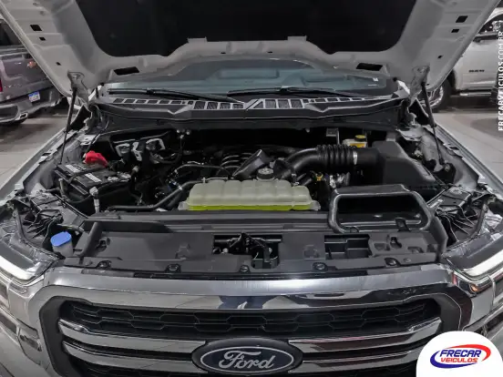 FORD-F-150-5.0 V8 GASOLINA CD LARIAT FX4 AUTOMÁTICO FORD-F-150-2024