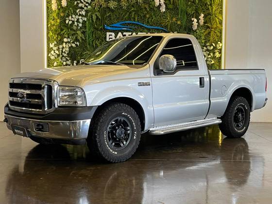 FORD F-250 3.9 XLT MAX POWER 4X2 CS DIESEL 2P MANUAL