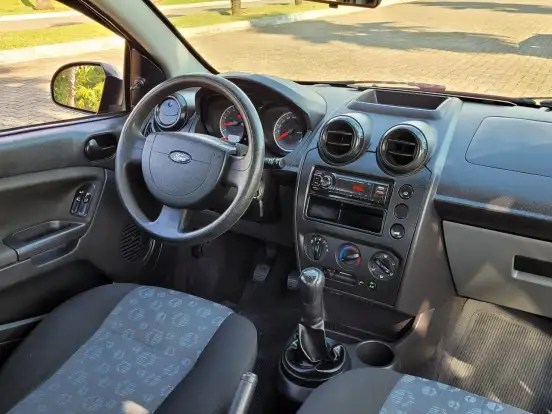 FORD-FIESTA-2013