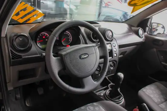 FORD-FIESTA-2013