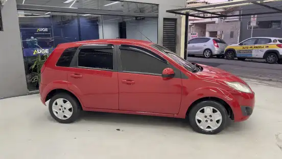 FORD-FIESTA-2014