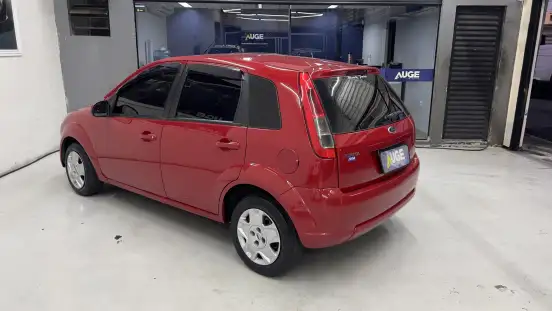 FORD-FIESTA-2014