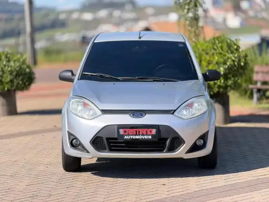 FORD-FIESTA-2011