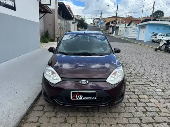 FORD-FIESTA-2010